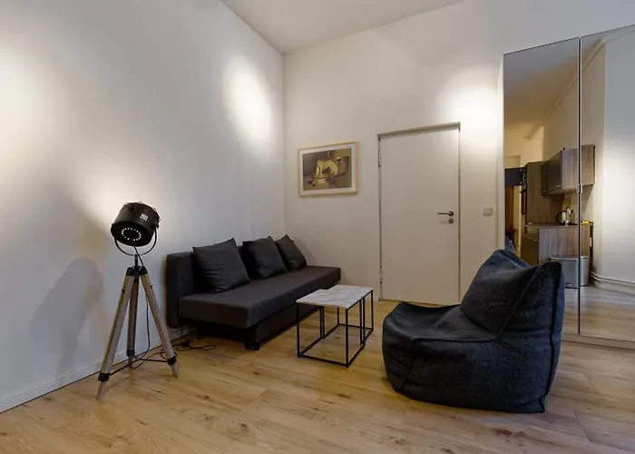 2 Neben Warschauer Platz Und Spree Διαμέρισμα *