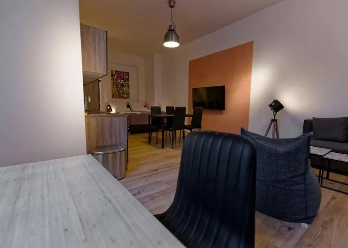 Appartement 2 Neben Warschauer Platz Und Spree *